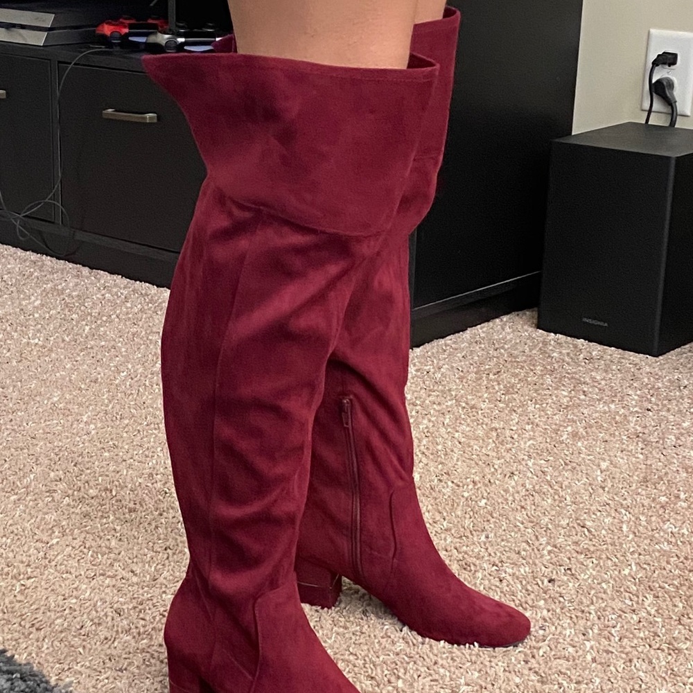 Boots - Picture 6 of 7